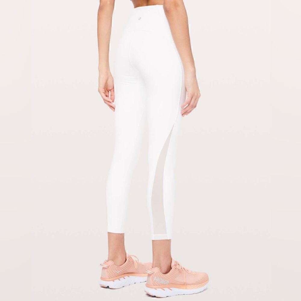 Lululemon Train Times 7/8 Pant *25"
White